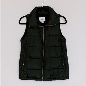 Old Navy black puff vest